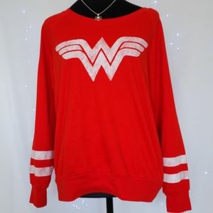 ❌SOLD ON FB❌Red Wonder Womans' Sweatshirt pre-owned DC comics DC originals